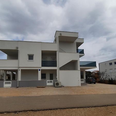 Apartments Matkovic ヴィル エクステリア 写真
