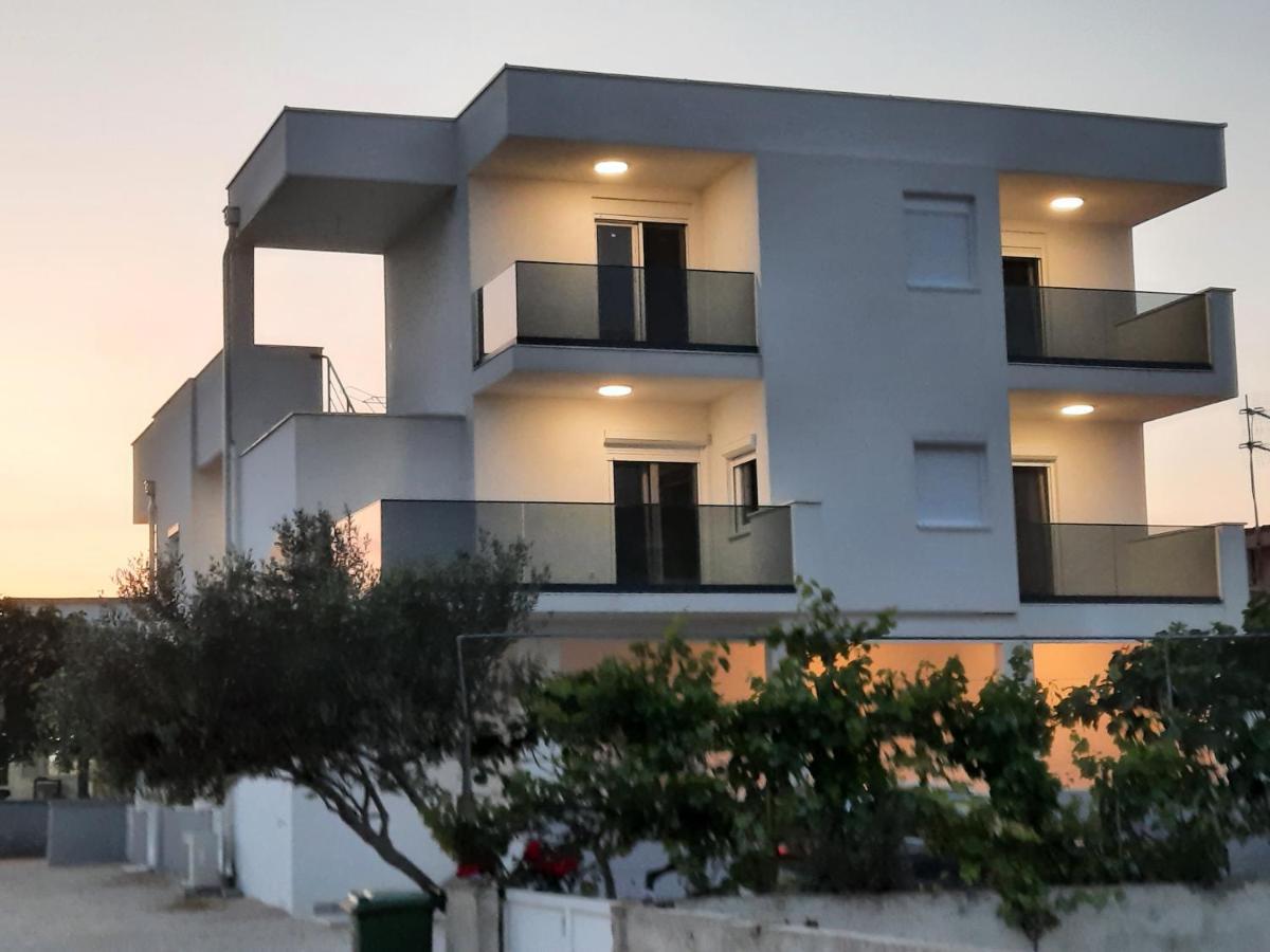 Apartments Matkovic ヴィル エクステリア 写真