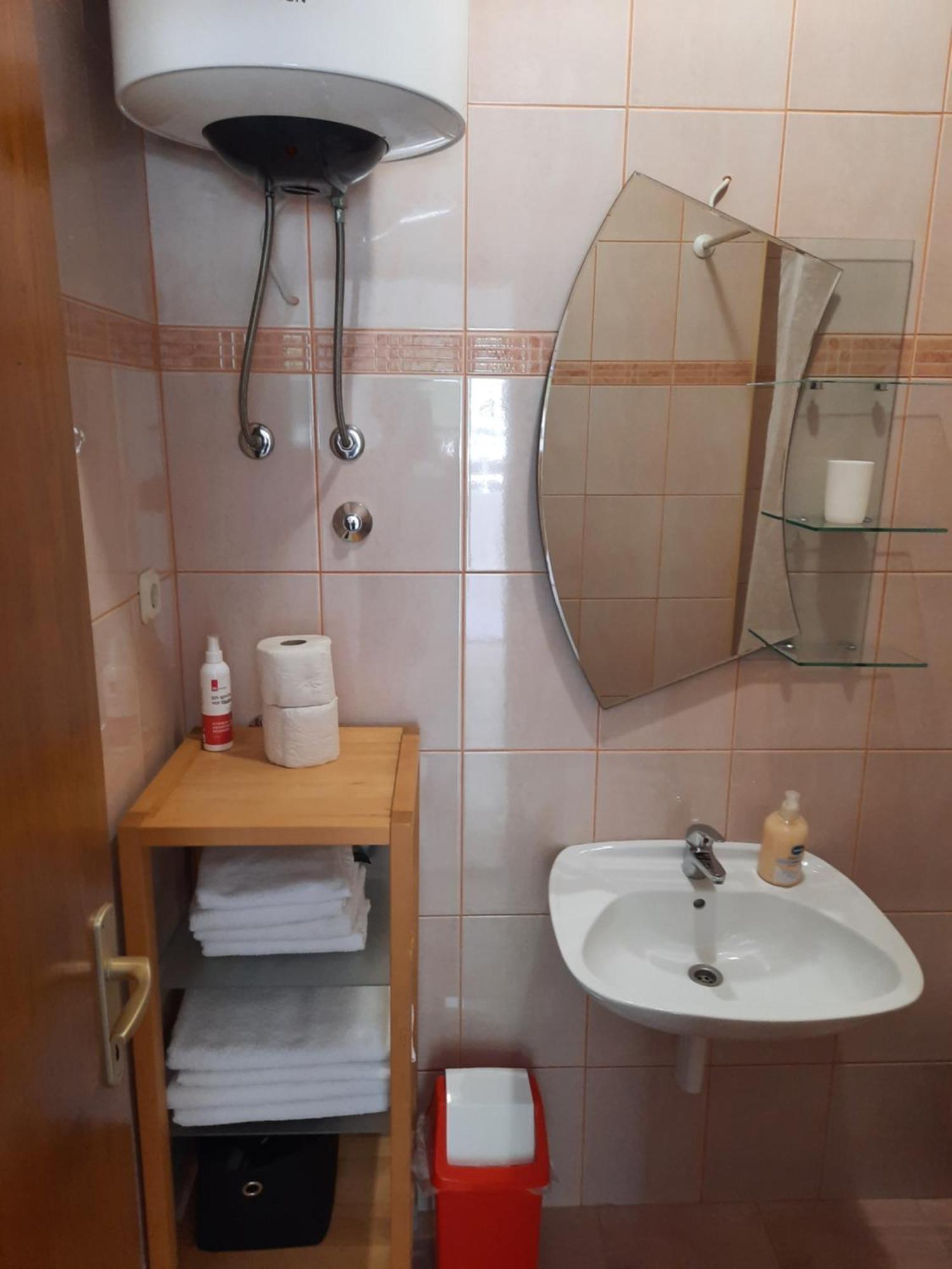Apartments Matkovic ヴィル エクステリア 写真